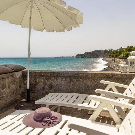 Sea Paradise - Il Mare Sotto La Finestra Riposto Εξωτερικό φωτογραφία